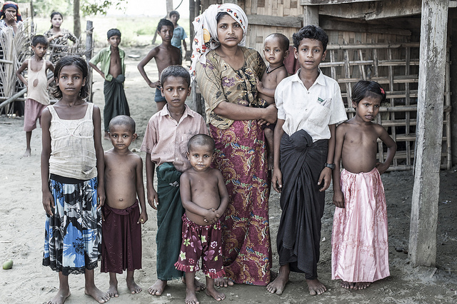 RohingyaFamily